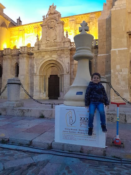 Nicolás, el hijo que tienen en común