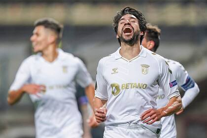 Nicolás Gaitán festeja su gol para el Sporting Clube de Braga.