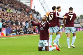 El inicio perfecto del Man City en la Liga Premier termina con derrota 2-1 ante Aston Villa