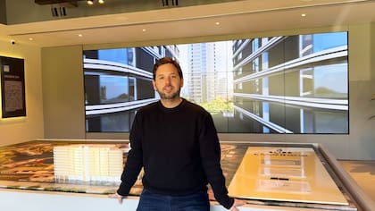 Nicolás Jue, gerente comercial de Bliss Buenos Aires, es contundente: "No existe nada comparable en el mercado para esta ubicación que ofrezca la calidad de servicios, construcción y unidades que estamos presentando, con financiación en pesos y en cuotas, apto para blanqueo sin costo adicional."