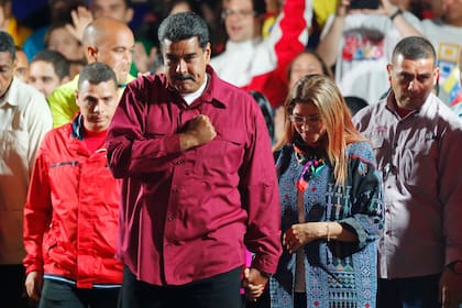 Nicolás Maduro se proclamó presidente reelecto de Venezuela, a pesar del rechazo político nacional e internacional