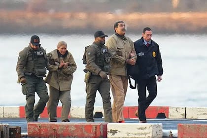 Nicolás Maduro y Cilia Flores fueron trasladados a Nueva York tras ser capturados en Caracas el 3 de enero