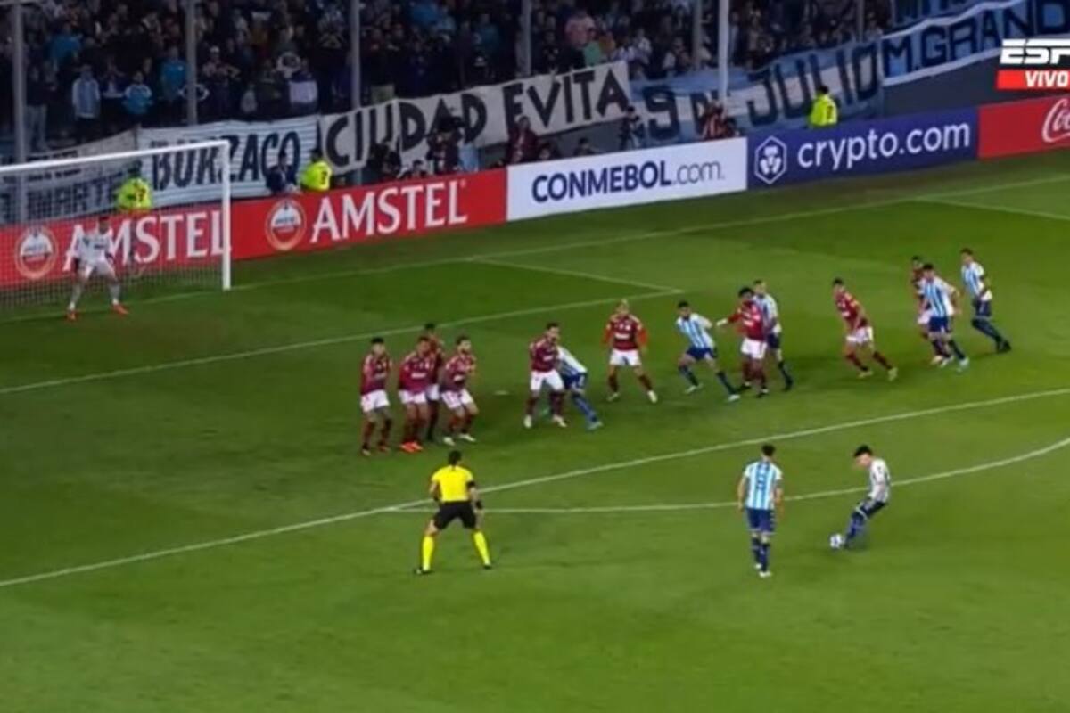 Nicolás Oroz sacará el zurdazo que se meterá en el ángulo superior derecho del arco de Flamengo: fue el 1-1 en Avellaneda