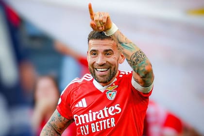 Nicolás Otamendi será titular y capitán en el compromiso de este martes entre Benfica y Bayern Múnich, por el Grupo C