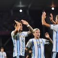 La renovación ya se ve en la cancha: cinco debutantes (llegó a 70), menos edad y un recambio que toma forma