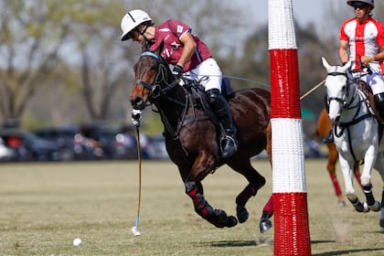 Nicolás Pieres y Ellerstina La Zeta Kazak irán por otro triunfo, y una mejora en el juego, frente a La La Matera en la clasificación para los abiertos de polo de Tortugas y Palermo.