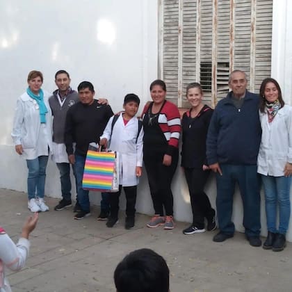 Nicolás recibió los aplausos y el reconocimiento de sus compañeros (Foto: Gentileza Escuela)