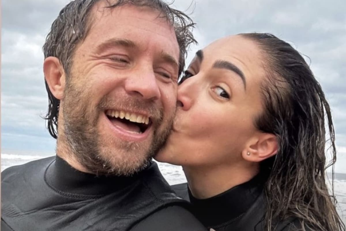 Nicolás Riera y Thelma Fardin confirmaron su romance con una dulce foto
