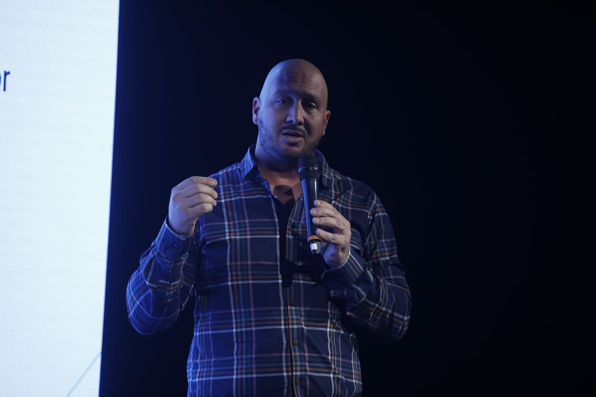 Nicolás Romagnoli, productor del CREA Sacháyoj, en Santiago del Estero