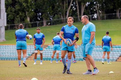 Nicolás Sánchez y Mario Ledesma ya se enfocan en los All Blacks