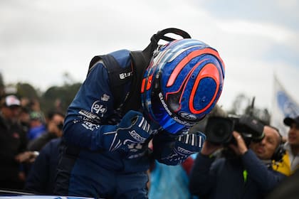 Nicolás Trosset ganó en Posadas su primera carrera en la temporada 2024 del TC