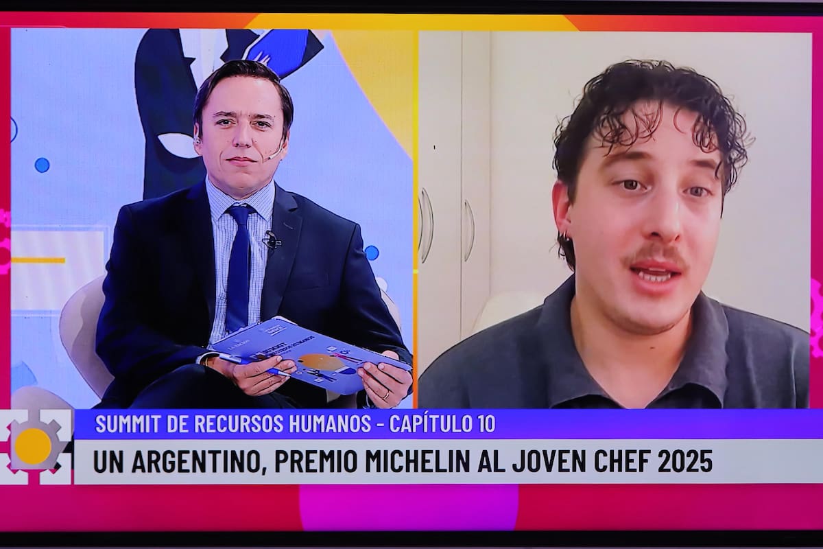 Nicolás Tykocki, chef estrella Michelin, y José Del Rio, secretario general de Redacción de LA NACION