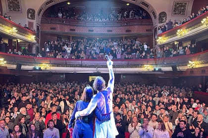 Nicolás Vázquez es la figura central de Rocky, el tanque de 2025 que sigue dando pelea; y es también uno de los directores artístico de Annie, uno de los títulos fuertes que se estrena a fin de este mes