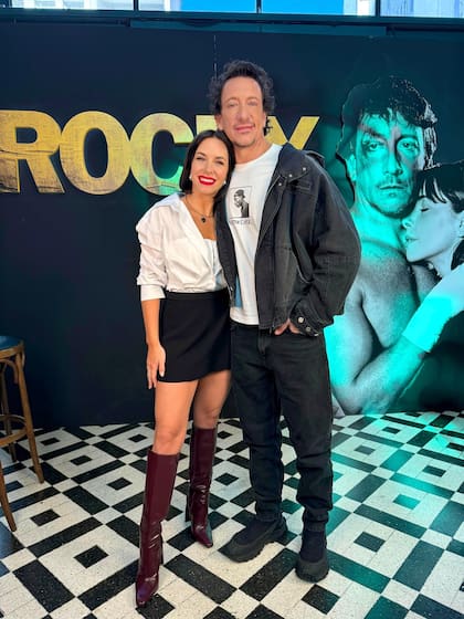 Nicolás Vázquez y Daiana Fernández comenzaron a trabajar juntos hace dos años, cuando la actriz hizo una suplencia en la obra teatral Tootsie