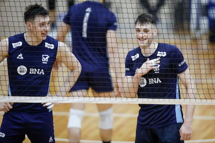 Nicolás Zerba y Luciano Vicentín fueron parte del equipo de los "reincorporados" en uno de los entrenamientos de la Argentina en el Cenard.