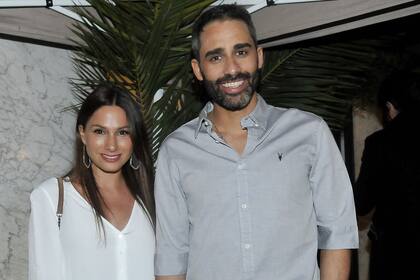 Tefi Russo y El Pollo Alvarez, recientemente casados, disfrutaron de una salida