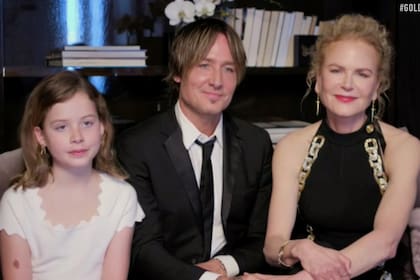 Nicole Kidman y Keith Urban con la pequela Faith Margaret en un evento en 2021 (Archivo)