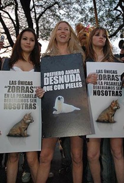 Nicole Neumann se manifestó en contra del uso de pieles