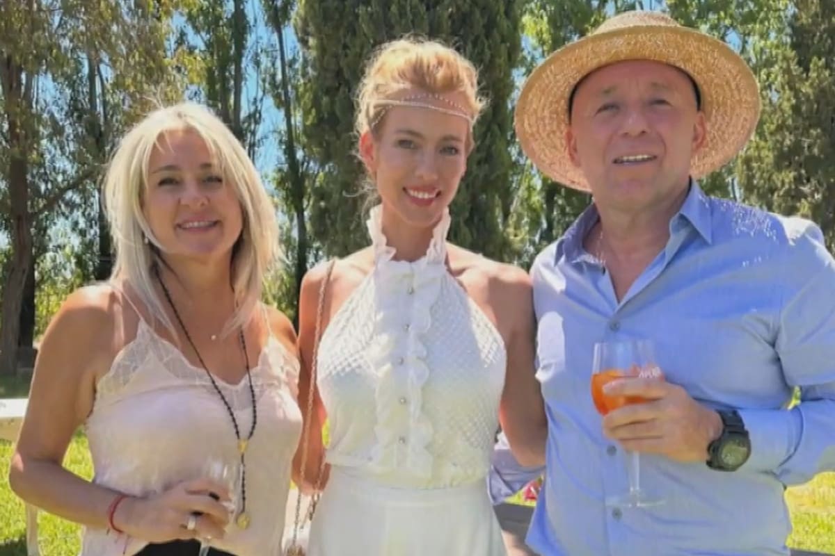 Nicole Neumann y Manu Urcera son oficialmente marido y mujer