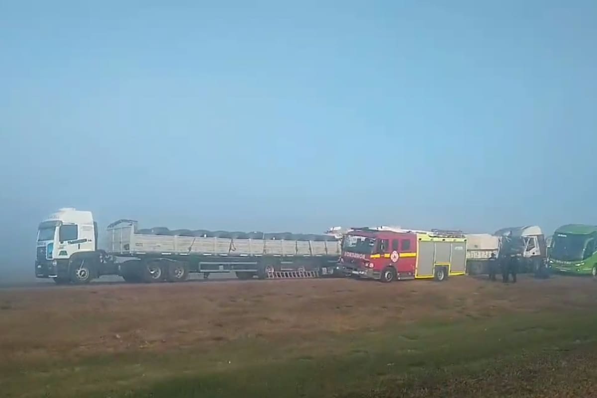 Niebla y humo en la autopista a Buenos Aires: dos muertos en un choque a la altura de Villa Constitución