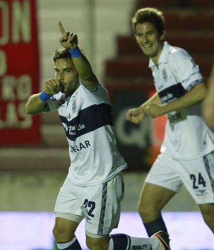Niell le dio la victoria a Gimnasia
