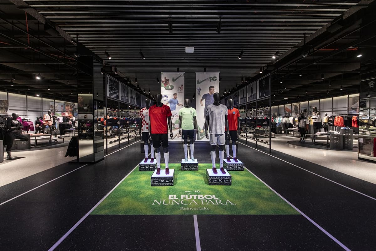 Nike unicenter