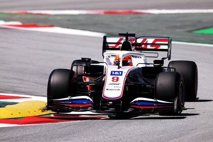 Nikita Mazepin, a bordo del Haas F1 Team VF-21, durante el GP de España