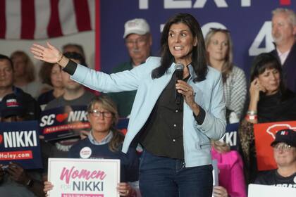 Nikki Haley, aspirante a la candidatura presidencial republicana, en Bluffton, Carolina del Sur, el 27 de noviembre de 2023. (Foto AP/Meg Kinnard)