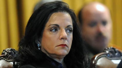 Piden indagar a Nilda Garré