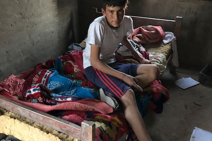 Nilo sueña con poder tener una cama para él solo