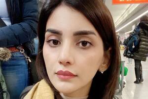 NILOFAR AYOUBI