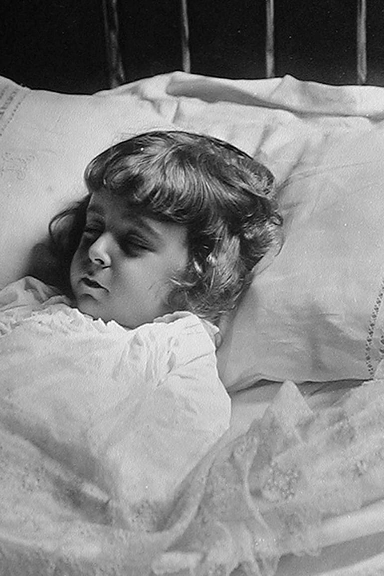 Niña difunta, 1903.