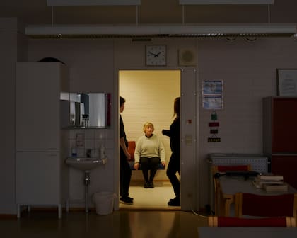 Nina Hansen, profesora de inglés, en su escuela en Kokkola, el 22 de febrero de 2023.
