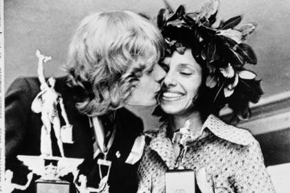 Nina Kuscsik, pionera de la maratón y primera ganadora oficial de Boston, fallece a los 86 años