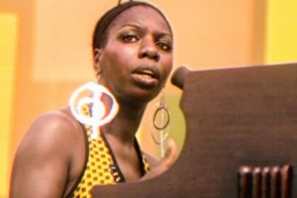 Nina Simone, una voz y una potencia interpretativa como pocas, le aportó carácter y una personalidad propia a su versión de "Feeling Good"