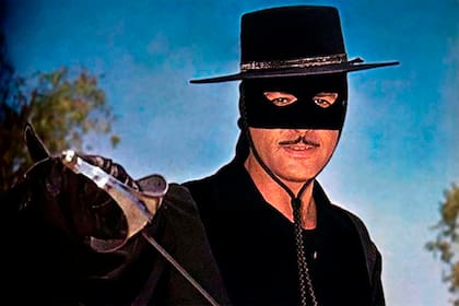 Ningún adiós: El Zorro regresa a la pantalla de eltrece