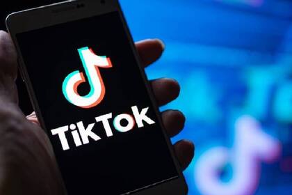 Ningún funcionario de EE.UU. podrá usar la plataforma en los móviles administrados por el estado y TikTok reaccionó