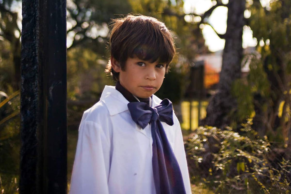 Niño de Tacuarembó listo para ir a la escuela.