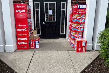 Niño en Kentucky pidió por Amazon 70.000 piruletas