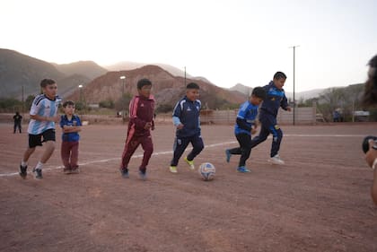 Niños de todas las edades forman parte del único club de Purmamarca