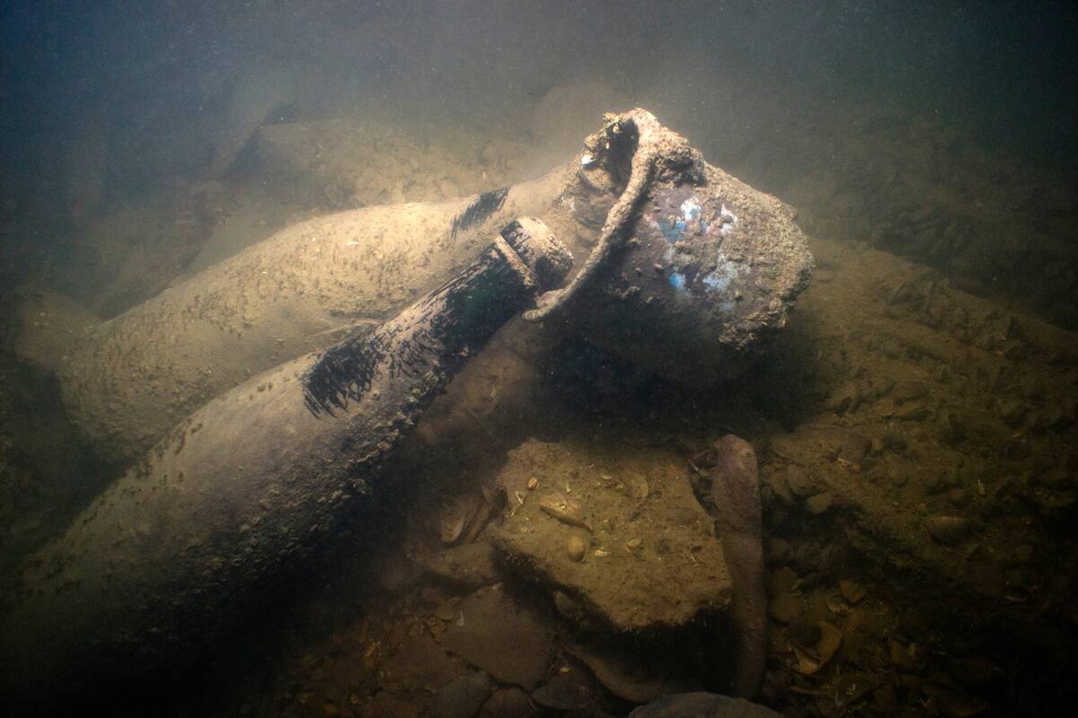 No es la primera vez que se encuentran botellas en la profundidad del océano