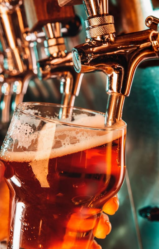 No es rubia la cerveza más popular del mundo