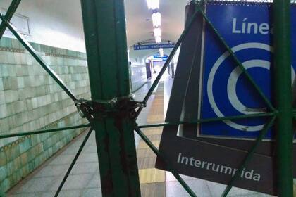 No funciona la Línea C del subte por un conflicto gremial