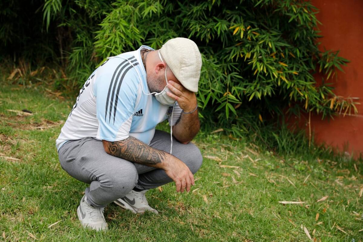 No hay consuelo en el Barrio San Andres de Tigre en el dia de la muerte de Diego Maradona