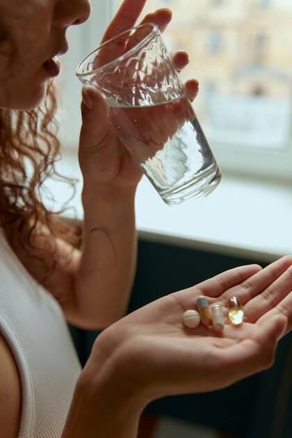 No hay evidencia científica que respalde que suplementos puedan quemar grasa o acelerar el metabolismo (Pexels/Darina Belonogova)