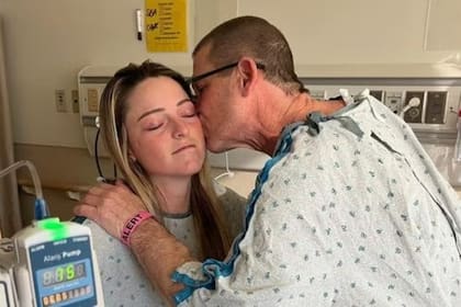 "No me enteré hasta después de la operación": sorprende a su padre enfermo donándole un riñón (Foto: Delayne Ivanowski / Facebook)