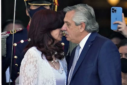 "No nos comemos el verso de que Alberto tiene sentido común y Cristina es la única desaforada”, aseguró Majul