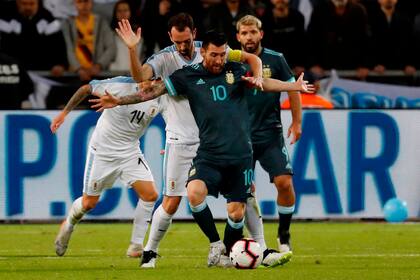 No pasarás: Godín y una marca celosa sobre Messi