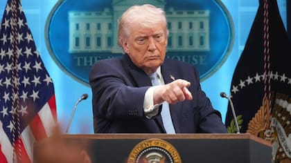 "No quiero que eso suceda, pero probablemente ocurrirá”, escribió Donald Trump en relación al ultimátum