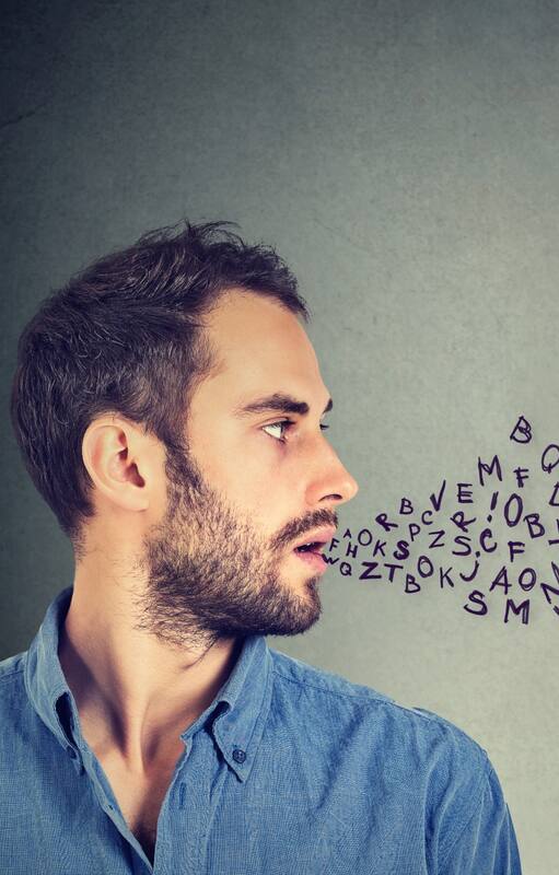 No saber el idioma del otro, no sería un gran problema en las citas actuales